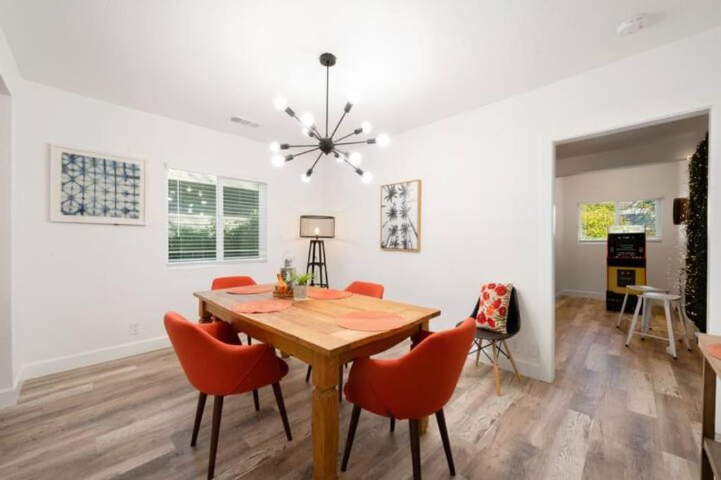 Central 2Br 1Ba & Arcade Crib In The Heart Of Sac Sacramento Exterior foto